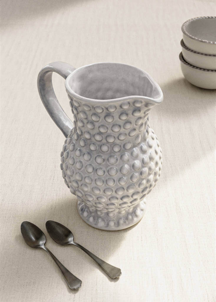 Textured stoneware jug — White
