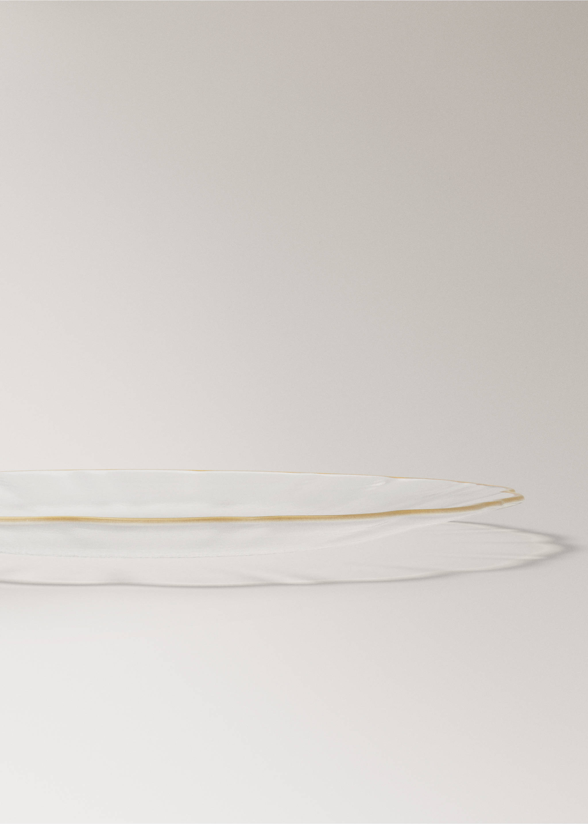 Flat glass contrast dinner plate - Details of the article 2, Ice Grey. Ref: 27091529-00.