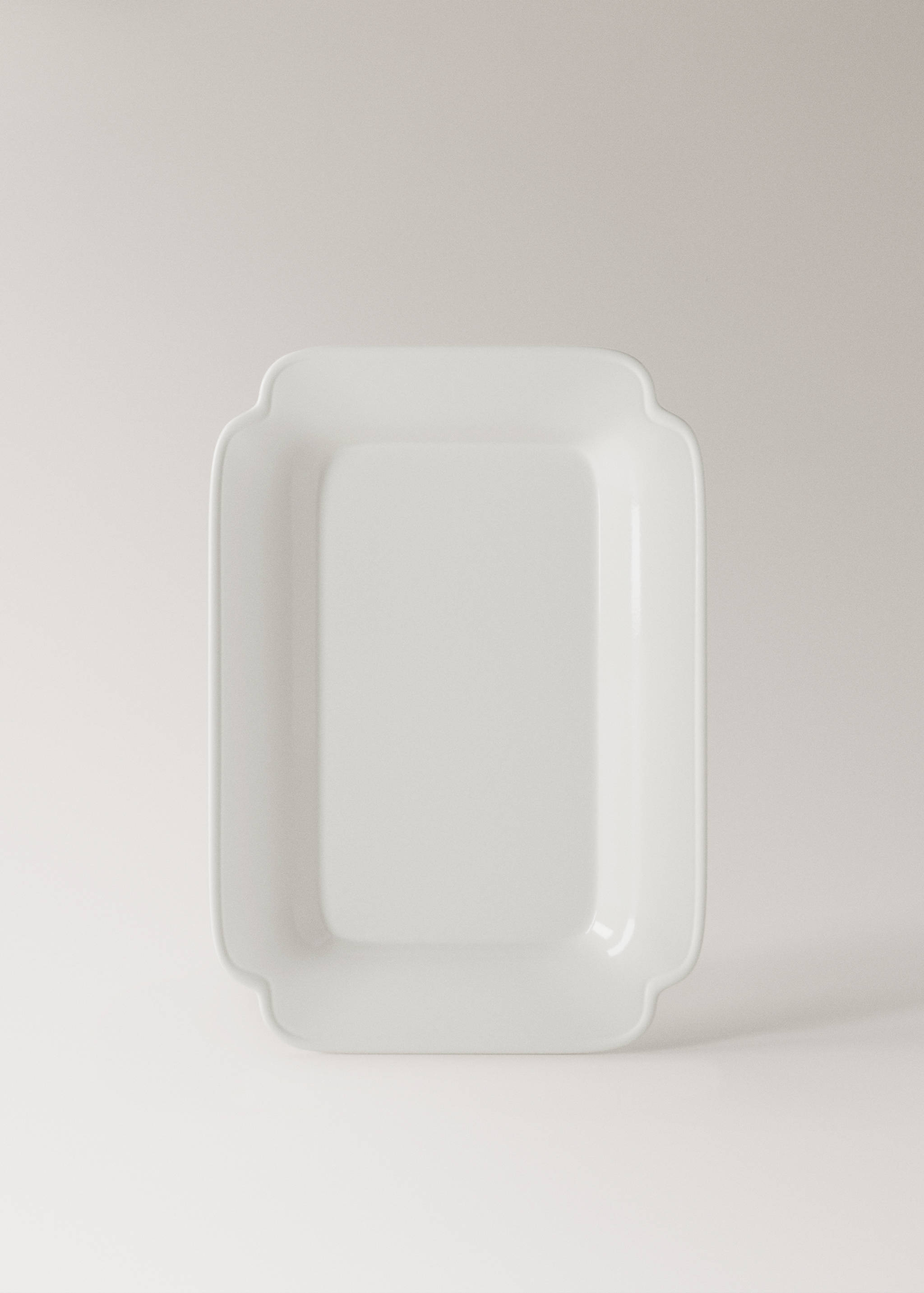 Large embossed earthenware dish - Article without model