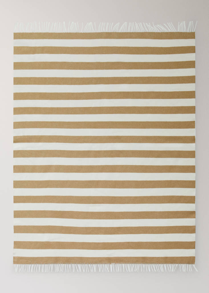 Striped cotton throw with tassels — Yellow