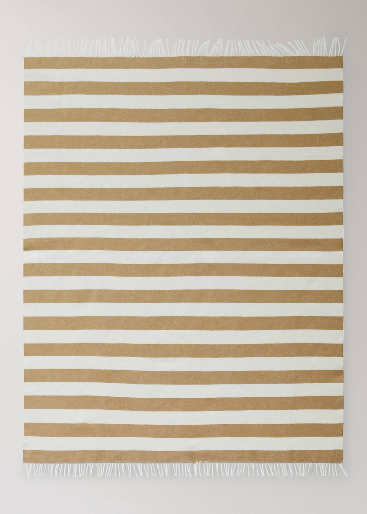 Striped cotton throw with tassels — Yellow