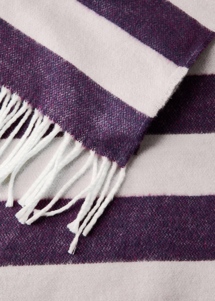 Striped cotton throw with tassels — Purple