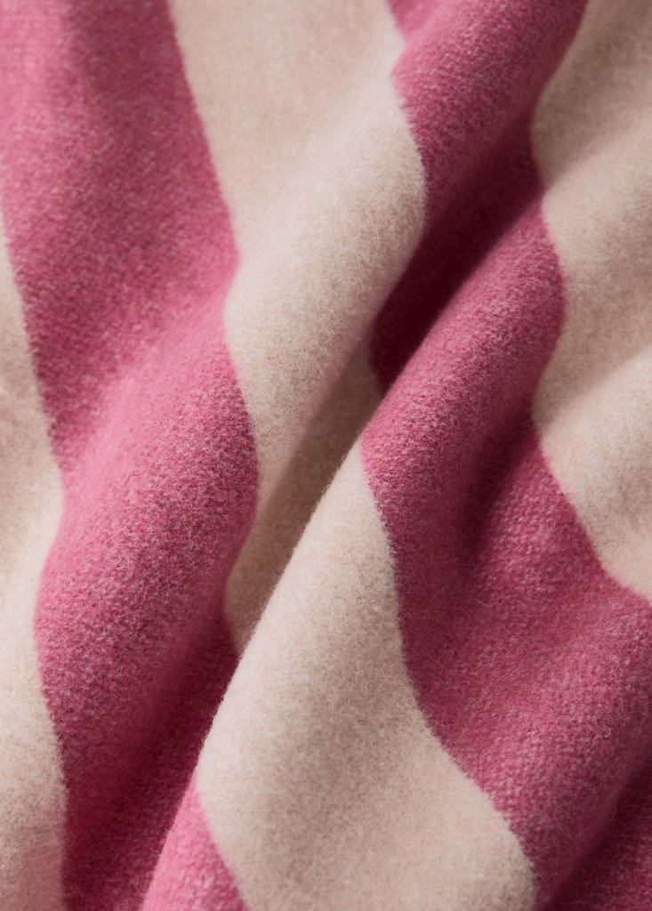 Striped cotton throw with tassels — Pink
