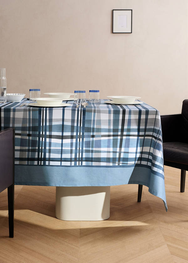 Cotton tablecloth with irregular checks for 6 to 8 people — Blue