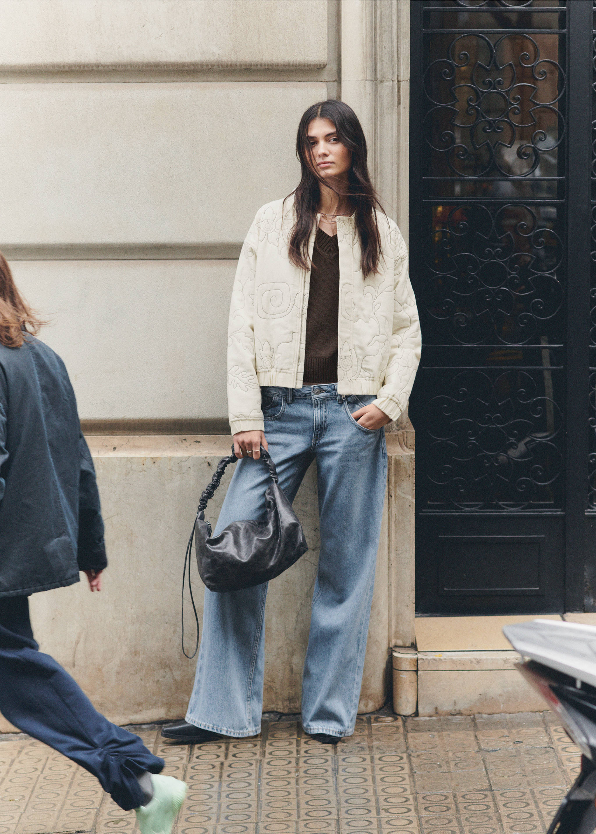 Embroidered quilted jacket - Details of the article 5