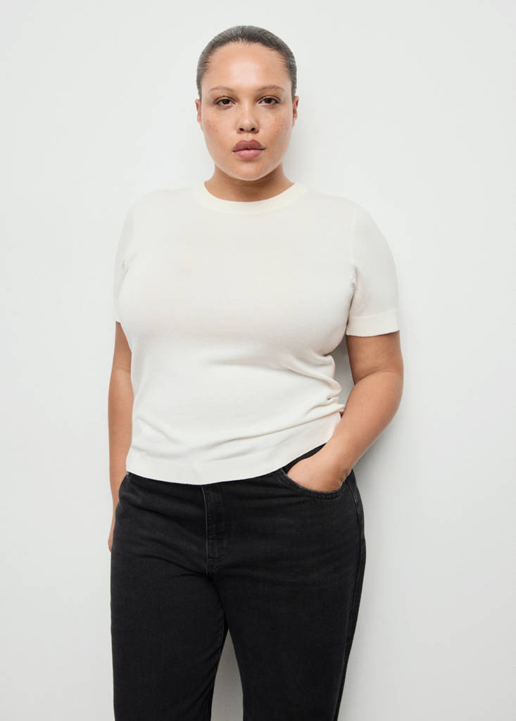 Short-sleeved fine-knit sweater — Ecru