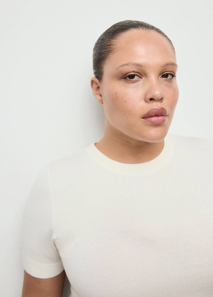 Short-sleeved fine-knit sweater — Ecru