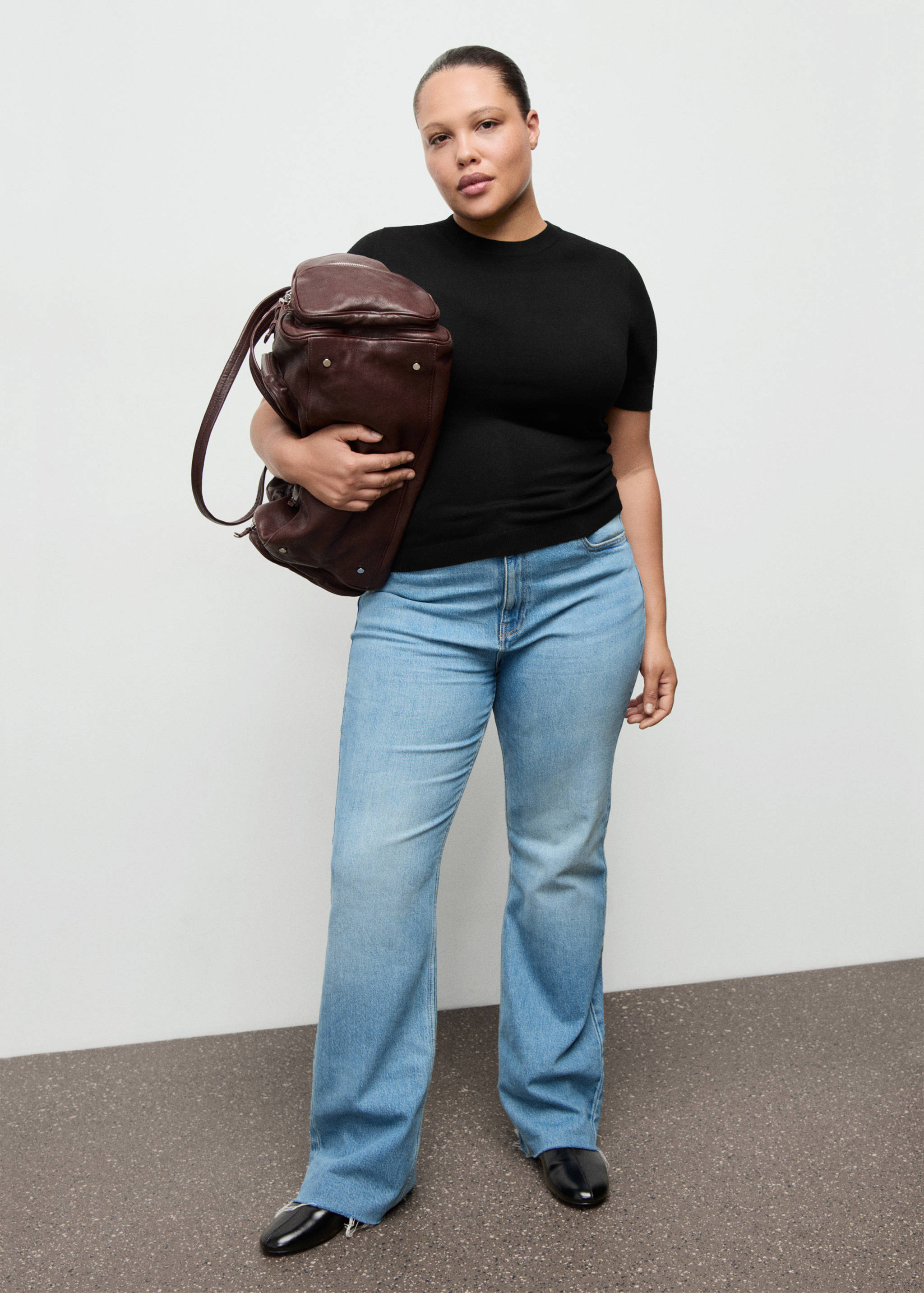 Short-sleeved fine-knit sweater - Details of the article 3