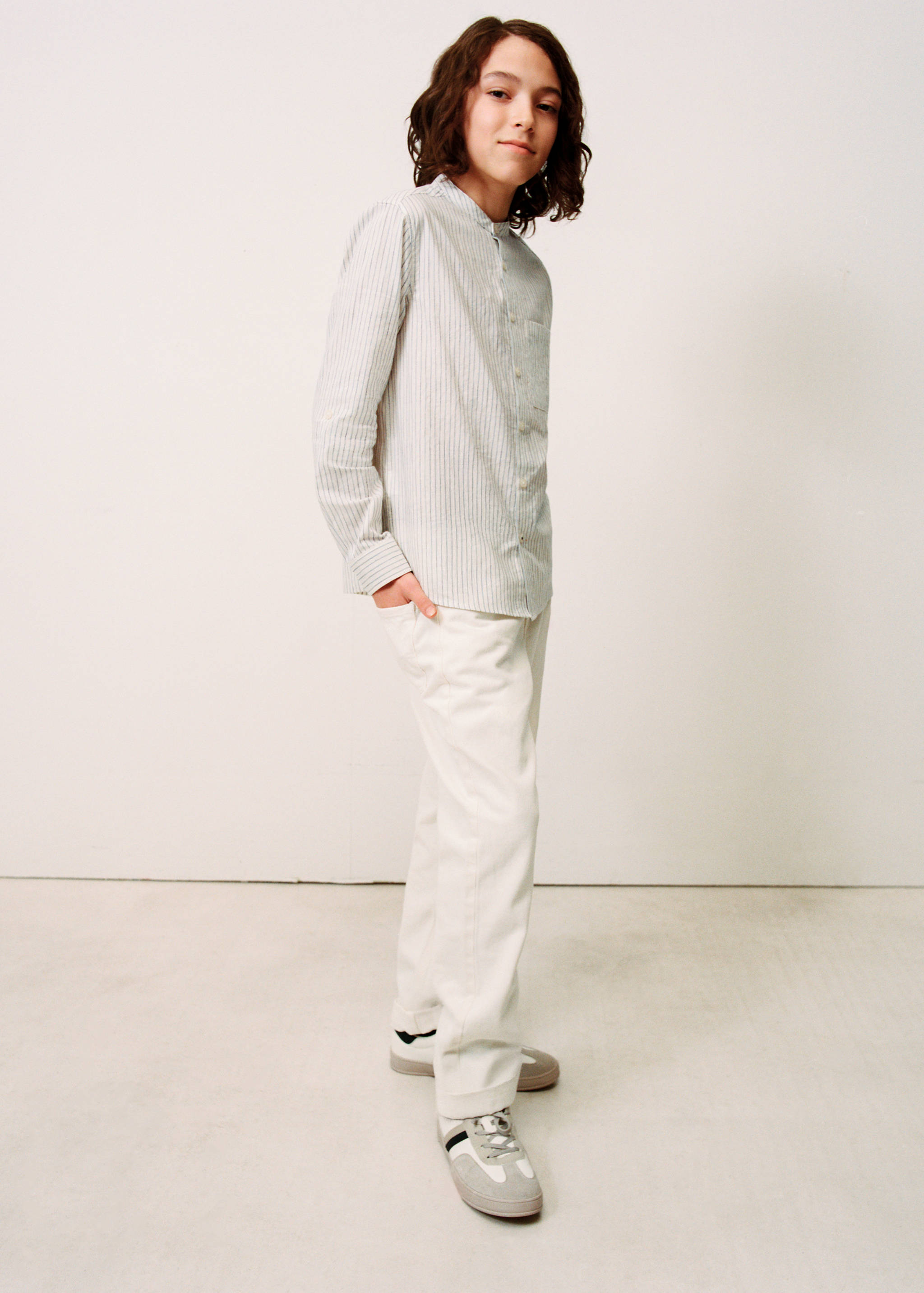 Mid-rise straight jeans - Details of the article 5