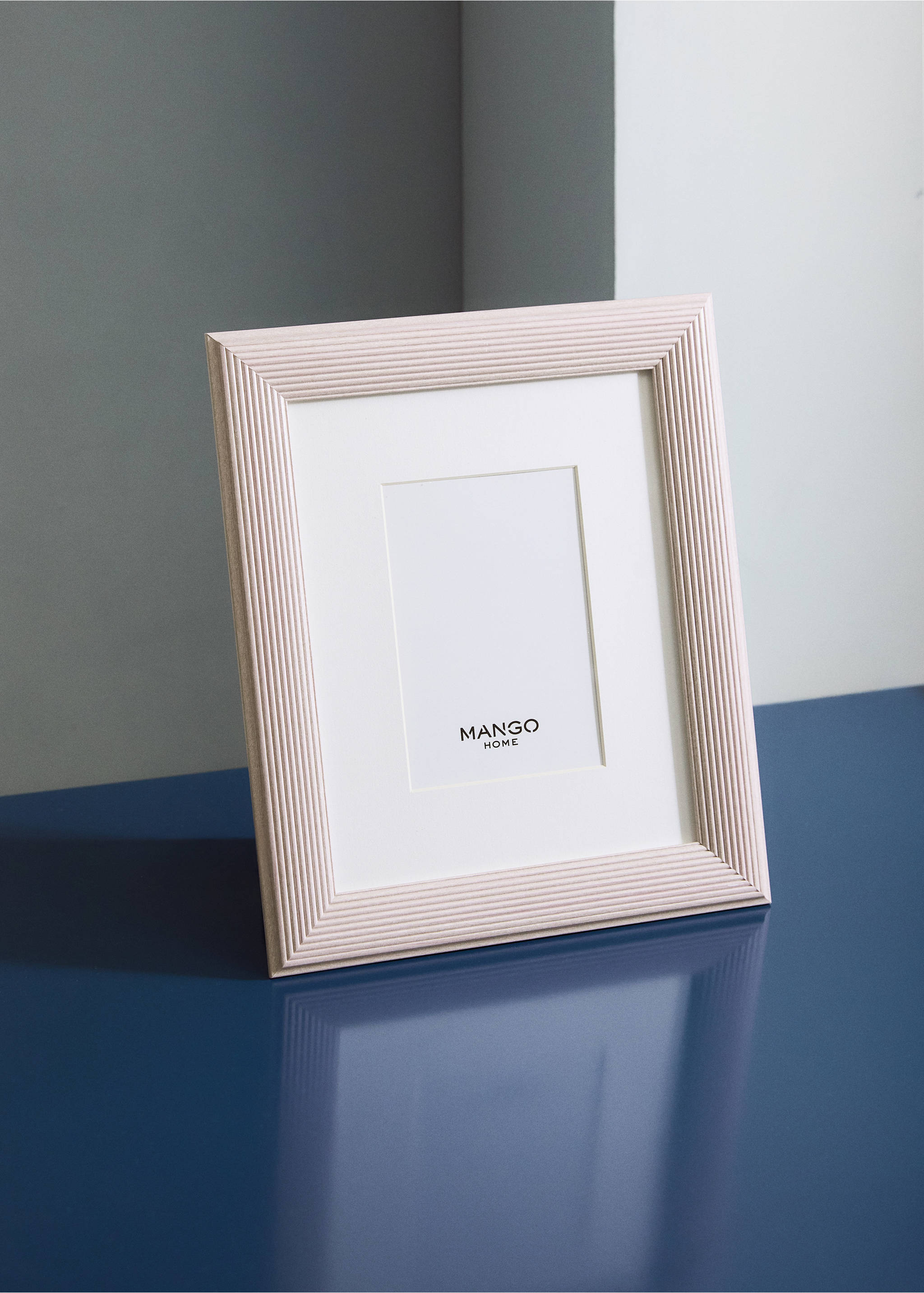 Medium recycled material frame - General plane, Lilac. Ref: 27092891-00.