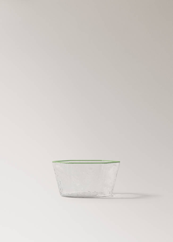 Hammered borosilicate bowl with coloured edge — Green