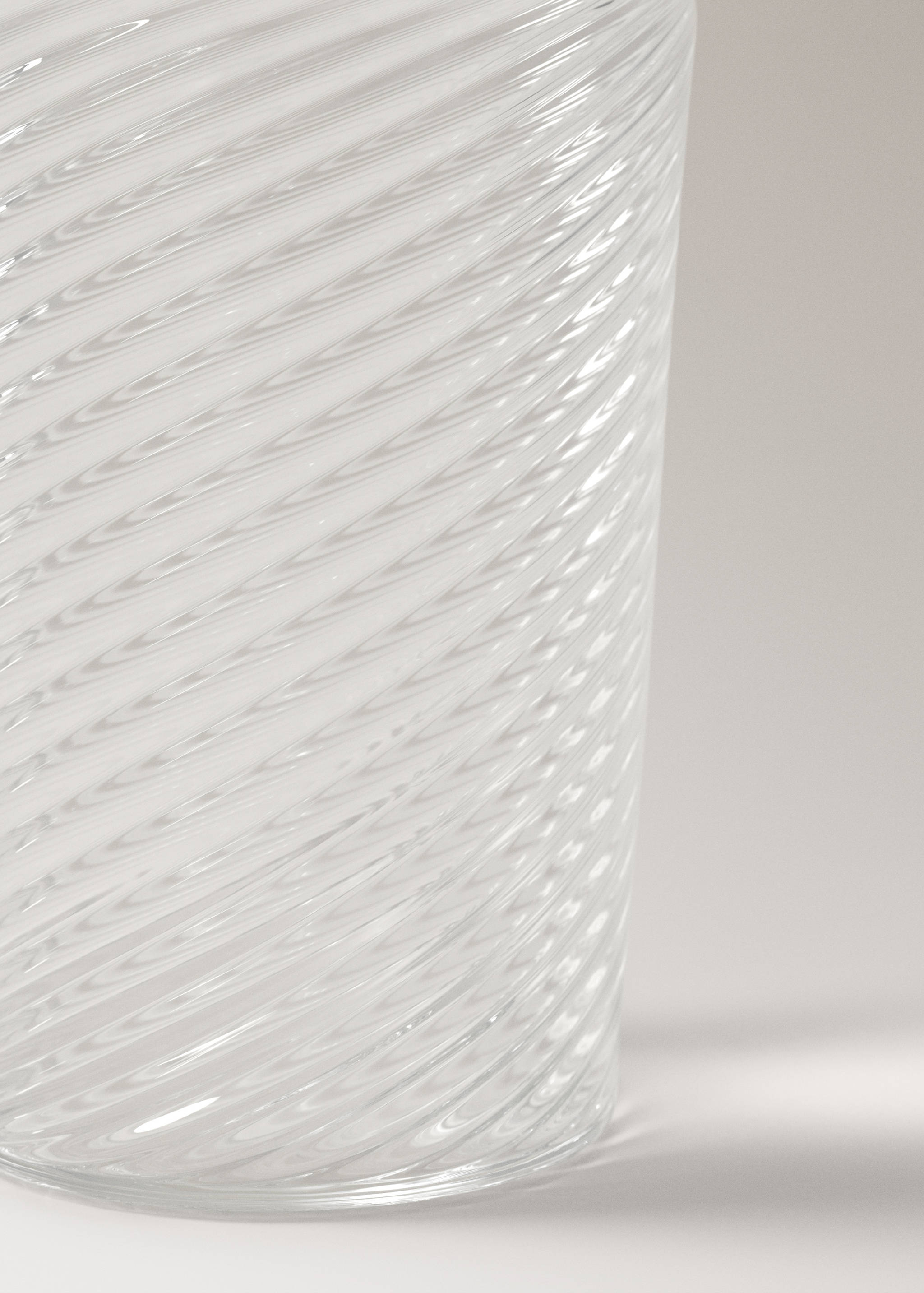 100% borosilicate glass vase with medium relief - Details of the article 2