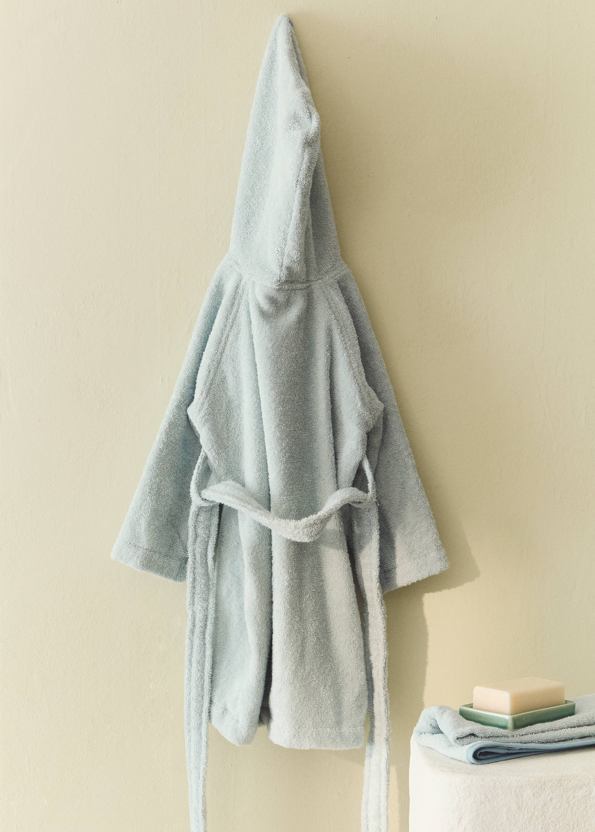 Children's cotton bathrobe with contrasting trim - General plane