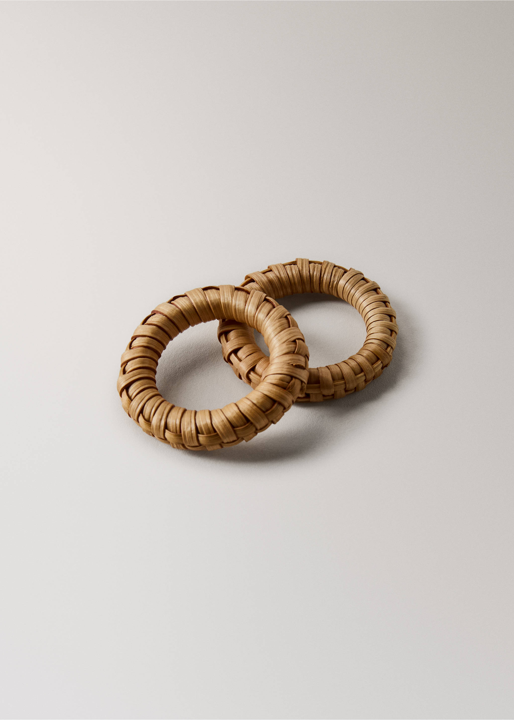 Rattan texture serviette holder - Details of the article 1, Brown. Ref: 27092929-00.