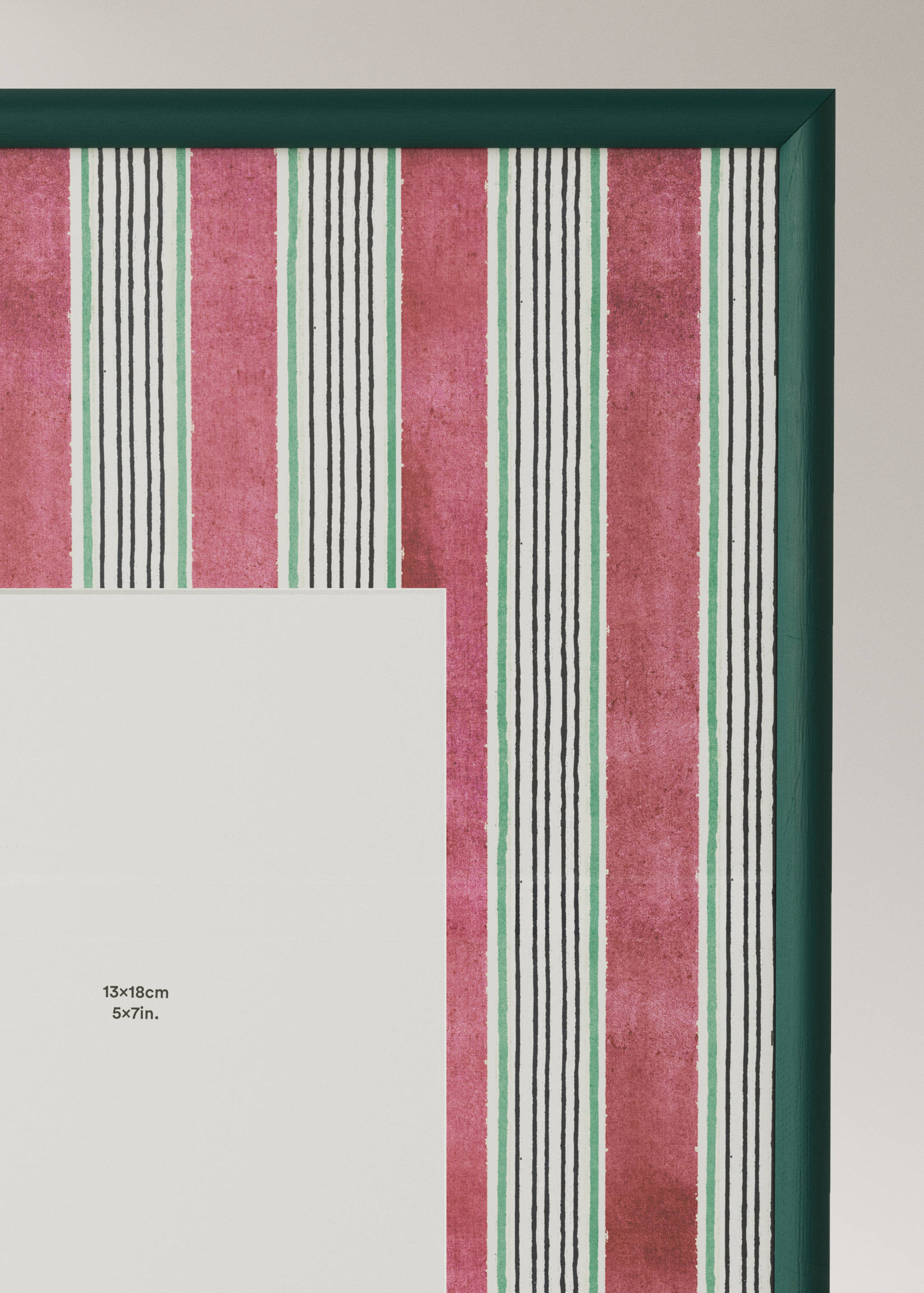 Medium wood frame with lines - Details of the article 1