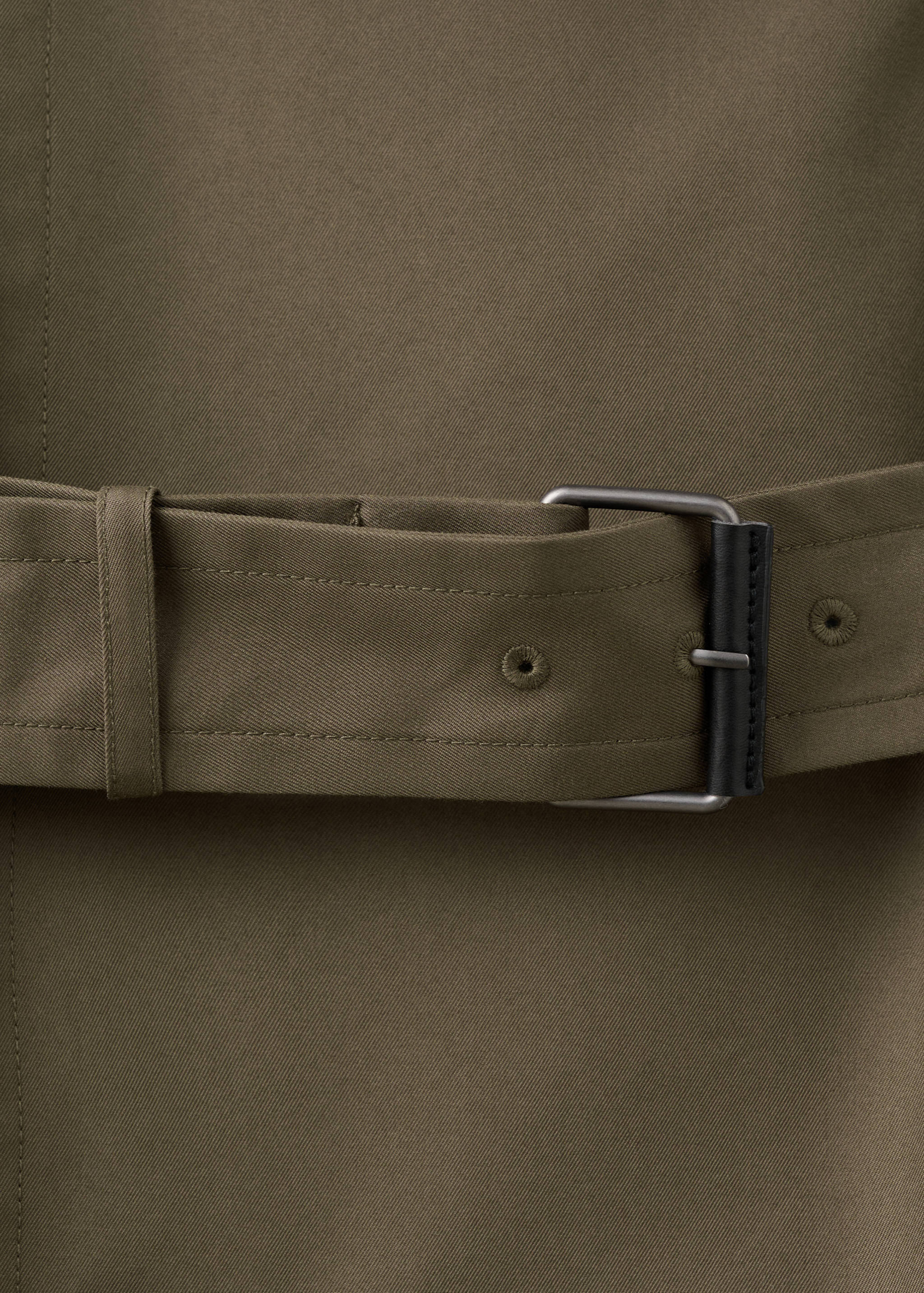 Water-repellent belted trench coat - Details of the article 0