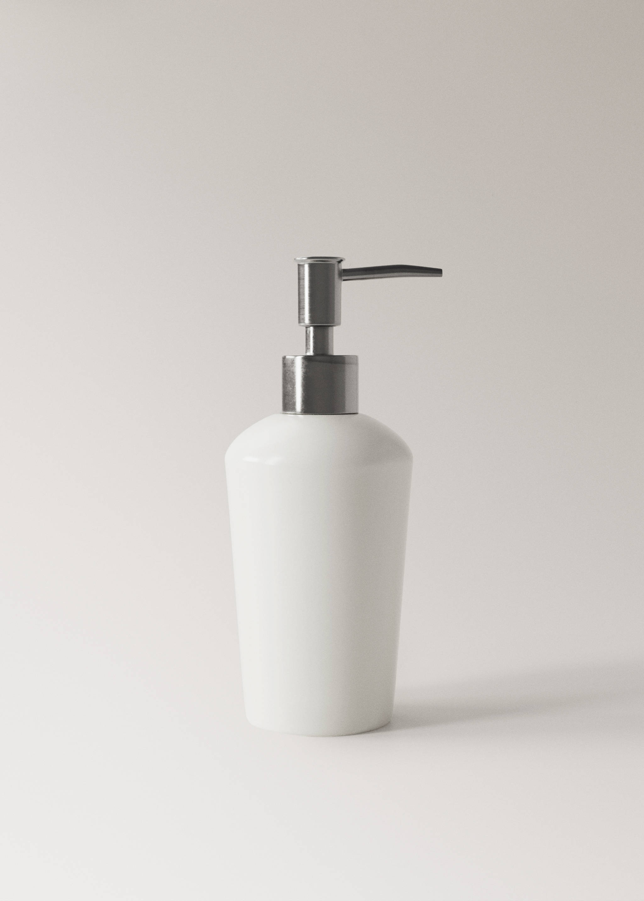 Ceramic soap dispenser - Article without model