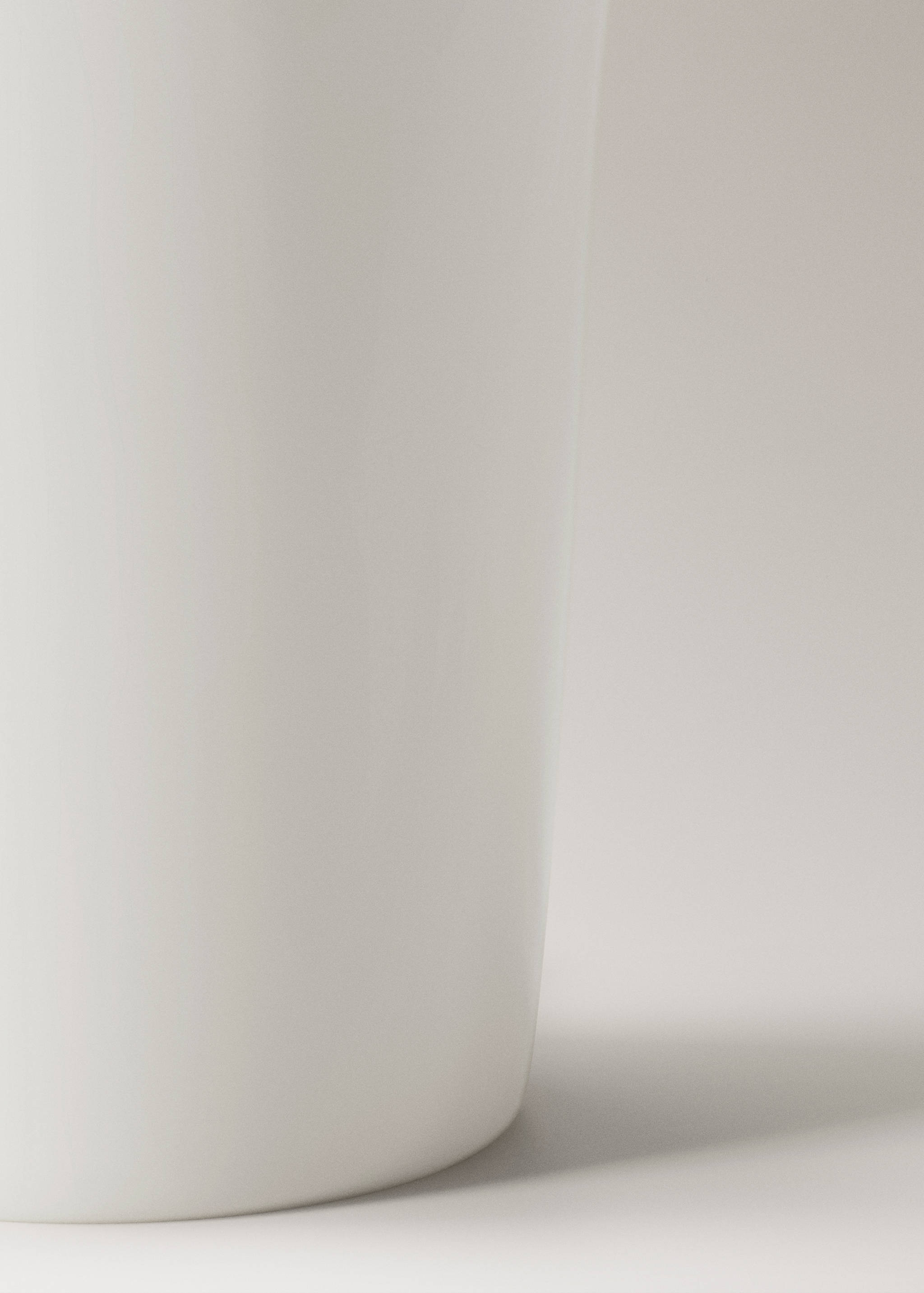 Ceramic soap dispenser - Details of the article 3