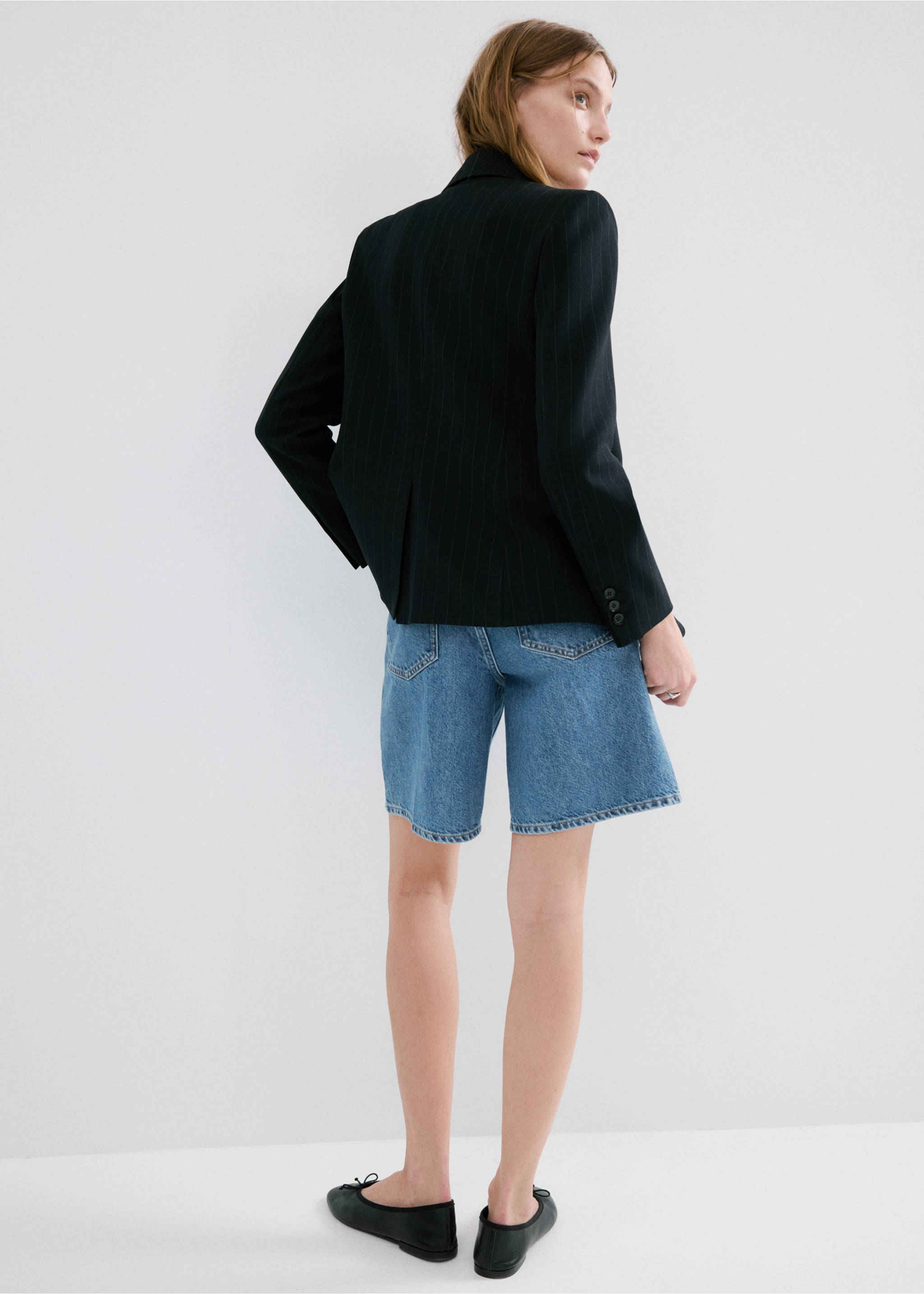 Bermudas denim rectas tiro alto - Reverso del artículo, Azul medio. Ref: 27093279-00.