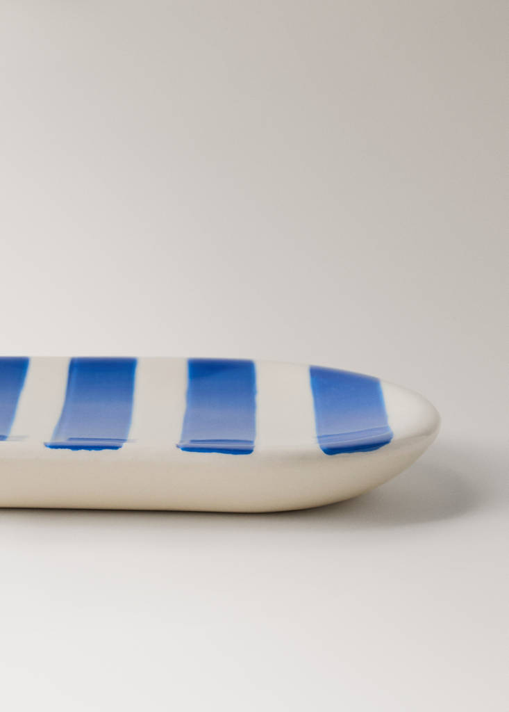 Painted striped ceramic soap dish — Blue