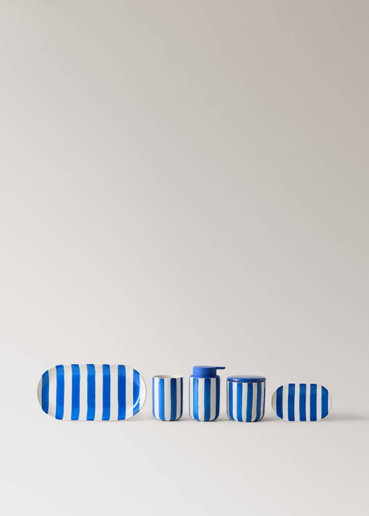 Painted striped ceramic soap dish — Blue