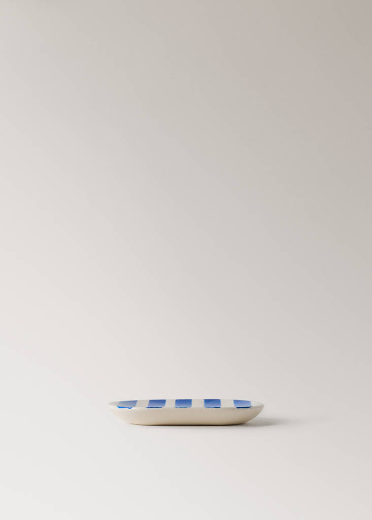 Painted striped ceramic soap dish — Blue