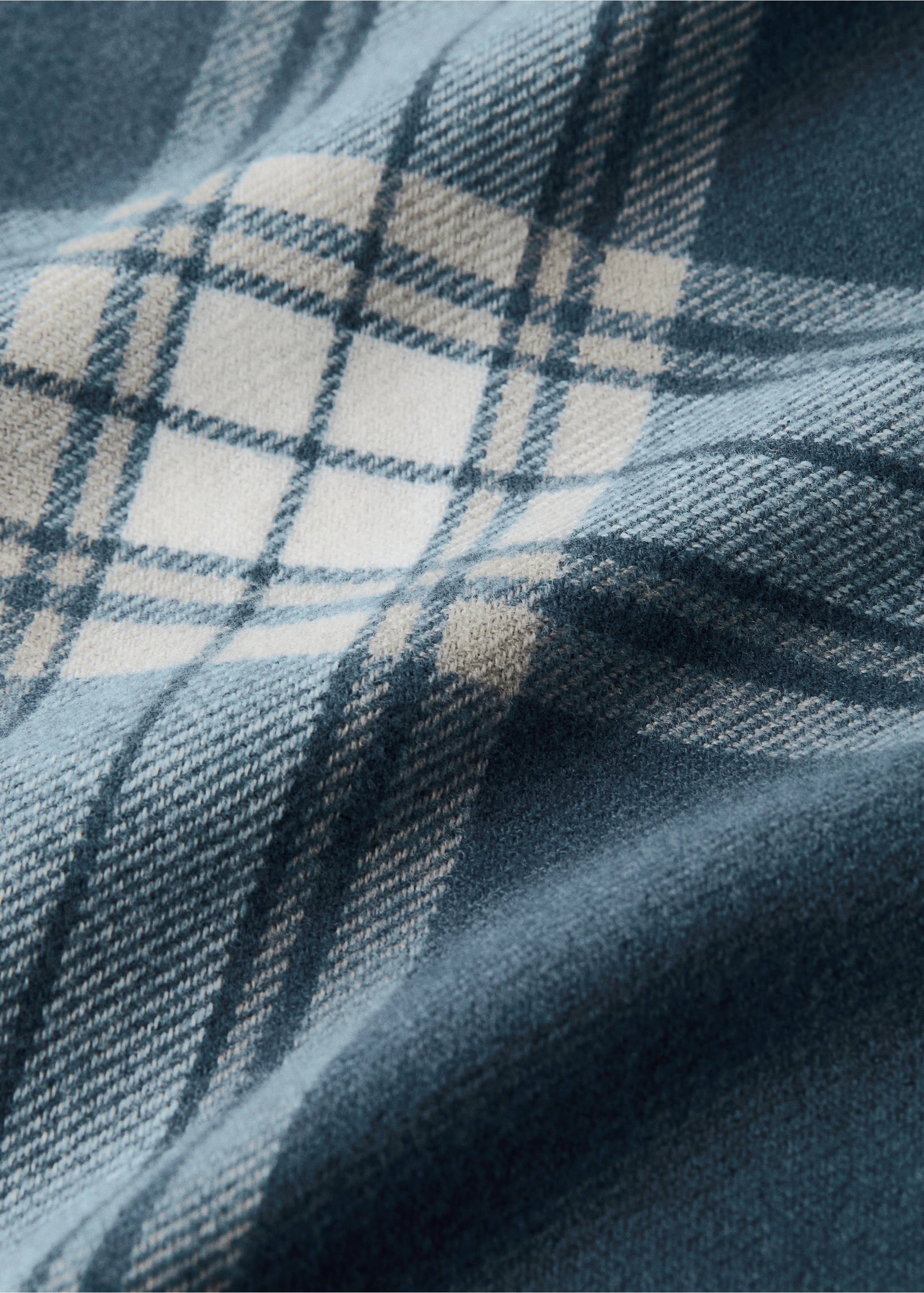 Soft plaid blanket - Details of the article 1, Indigo Blue. Ref: 27093282-00.