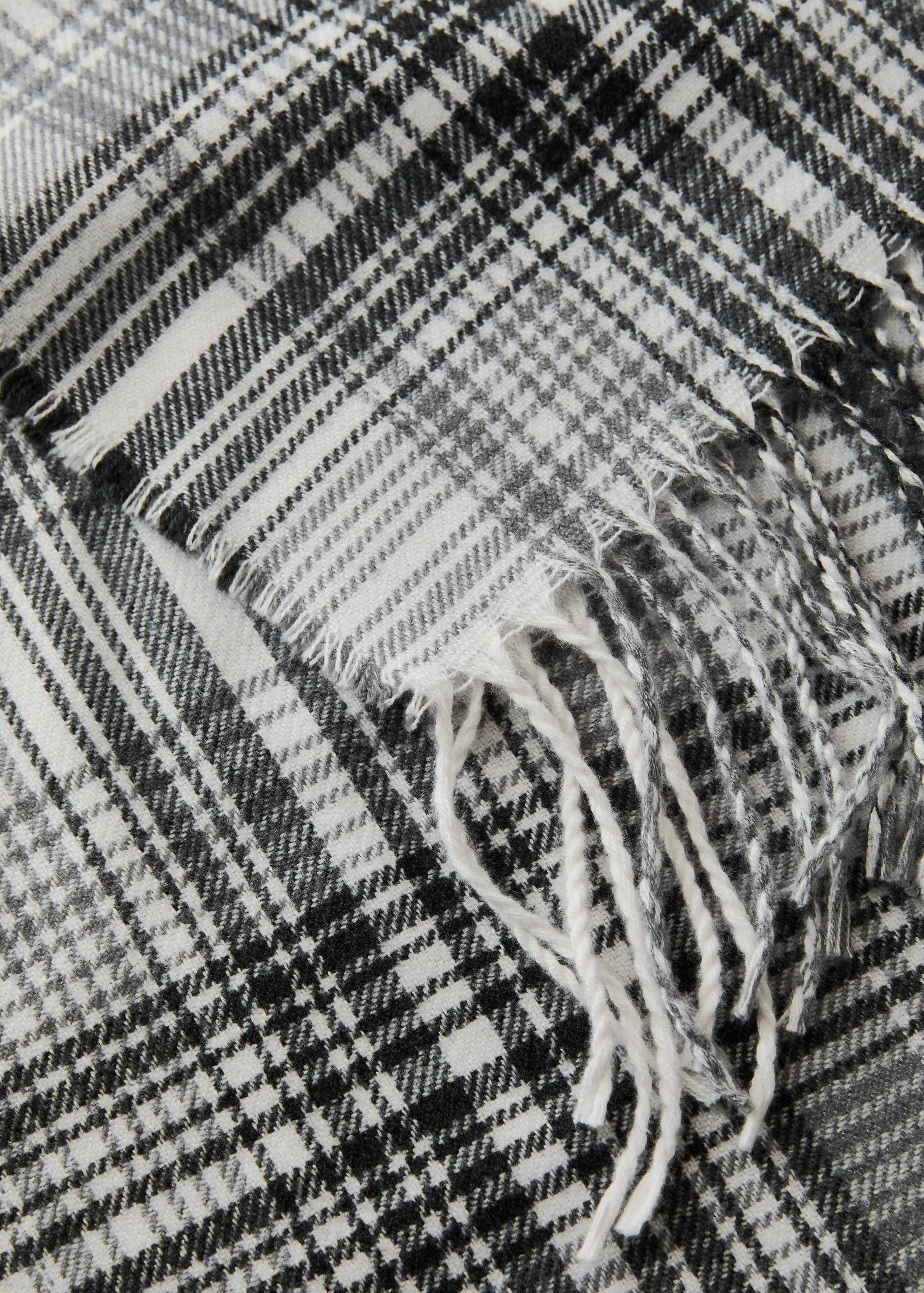 Soft plaid blanket - Details of the article 2