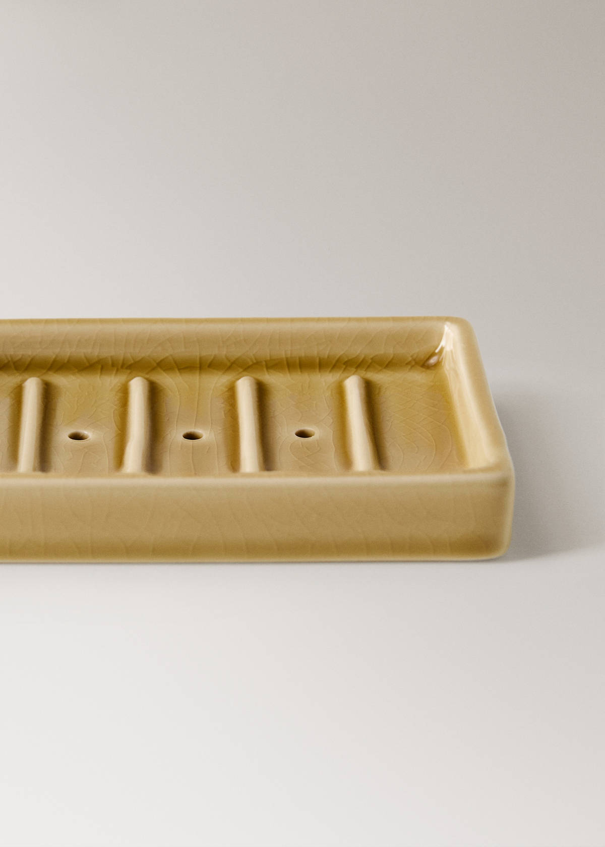 Crackled ceramic soap dish — Ochre