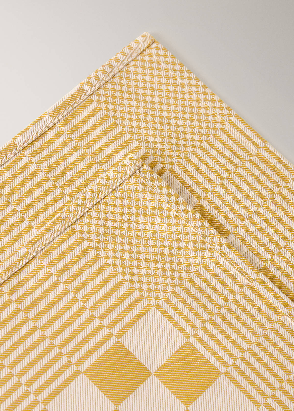 Cotton checkered kitchen towels — Yellow