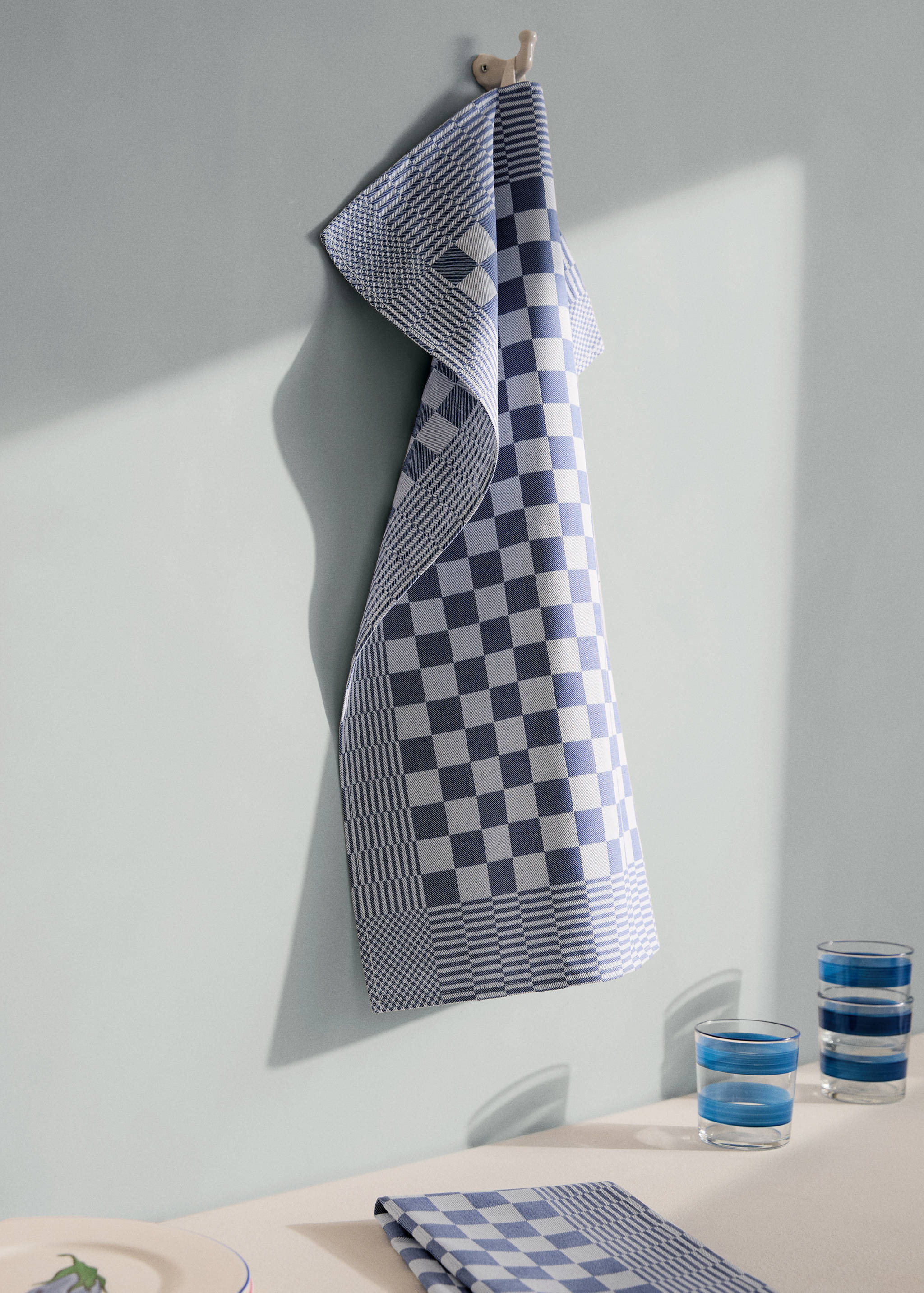 Cotton checkered kitchen towels - General plane