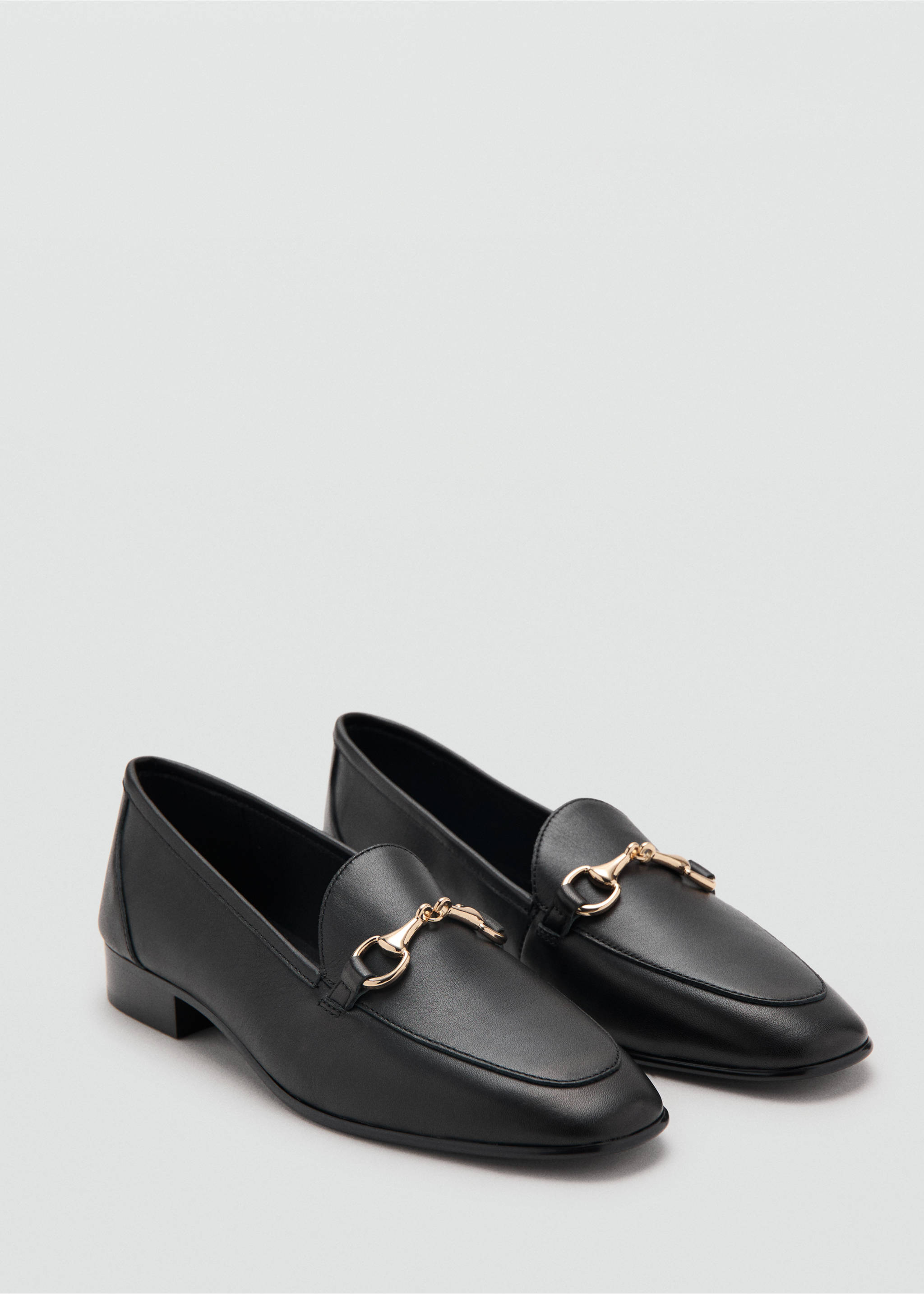 Buckle leather moccasins - Medium plane, Black. Ref: 27093299-00.