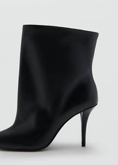 Wide shaft leather heeled boot — Black 4