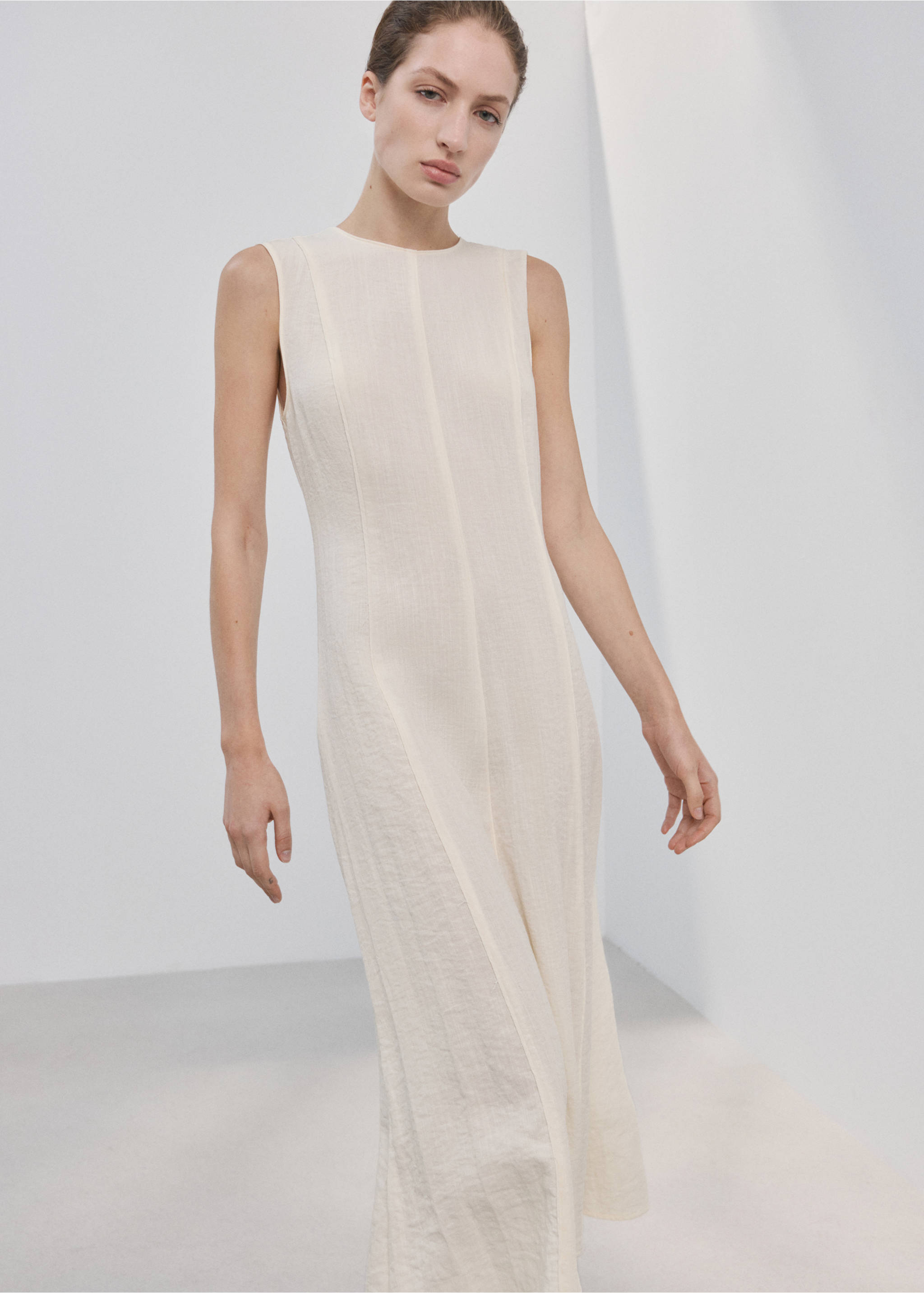 A-line dress with godets - Medium plane, Ecru. Ref: 27093302-00.