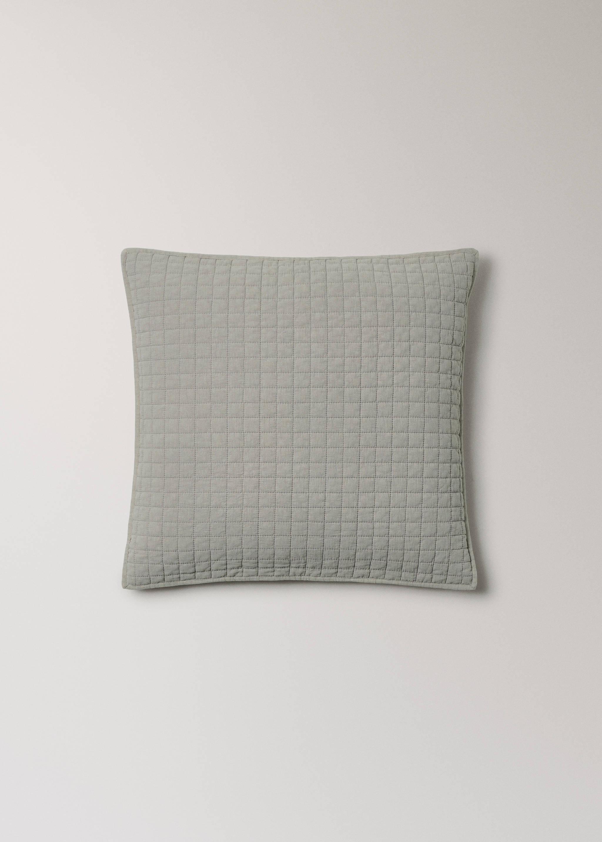 Garment-dyed cotton bed cushion cover 50x50 cm - Article without model