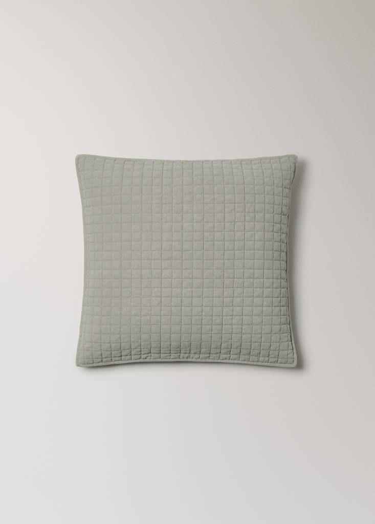 Garment-dyed cotton bed cushion cover 50x50 cm — Light/Pastel Grey
