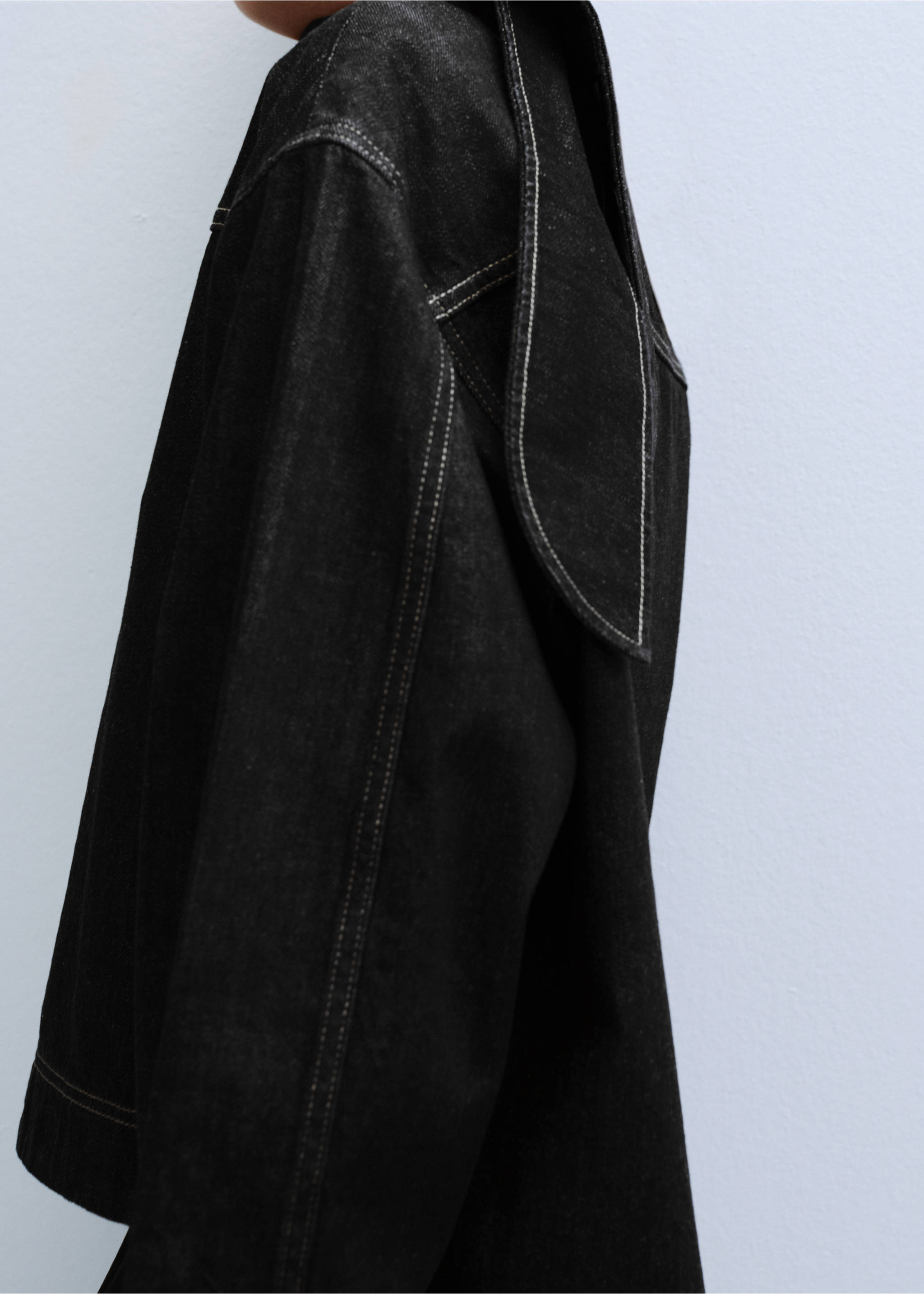 Blouse denim nœud au col - Détail de l'article 1, Noir. Ref: 27093308-00.