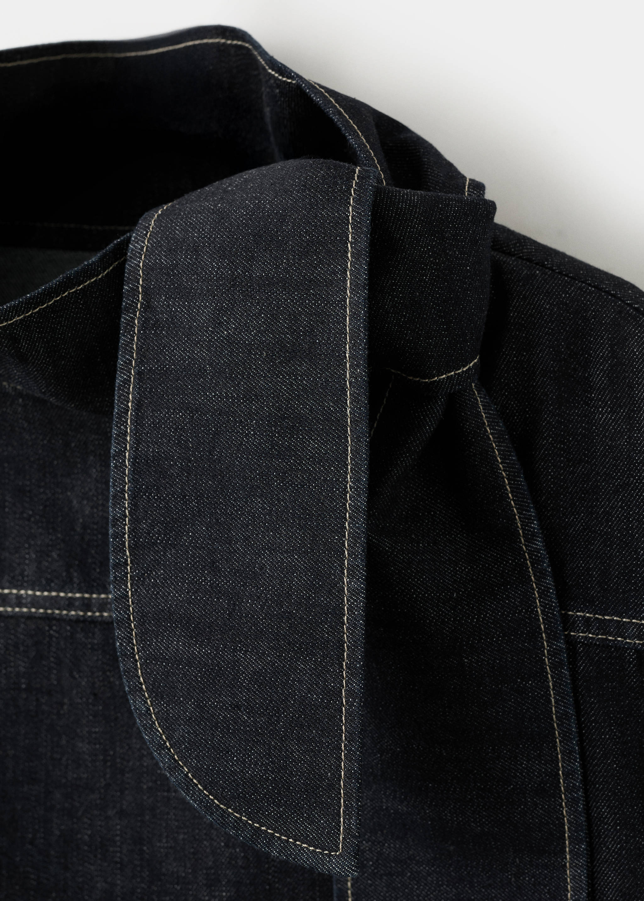 Denim blouse with knot neck - Details of the article 8