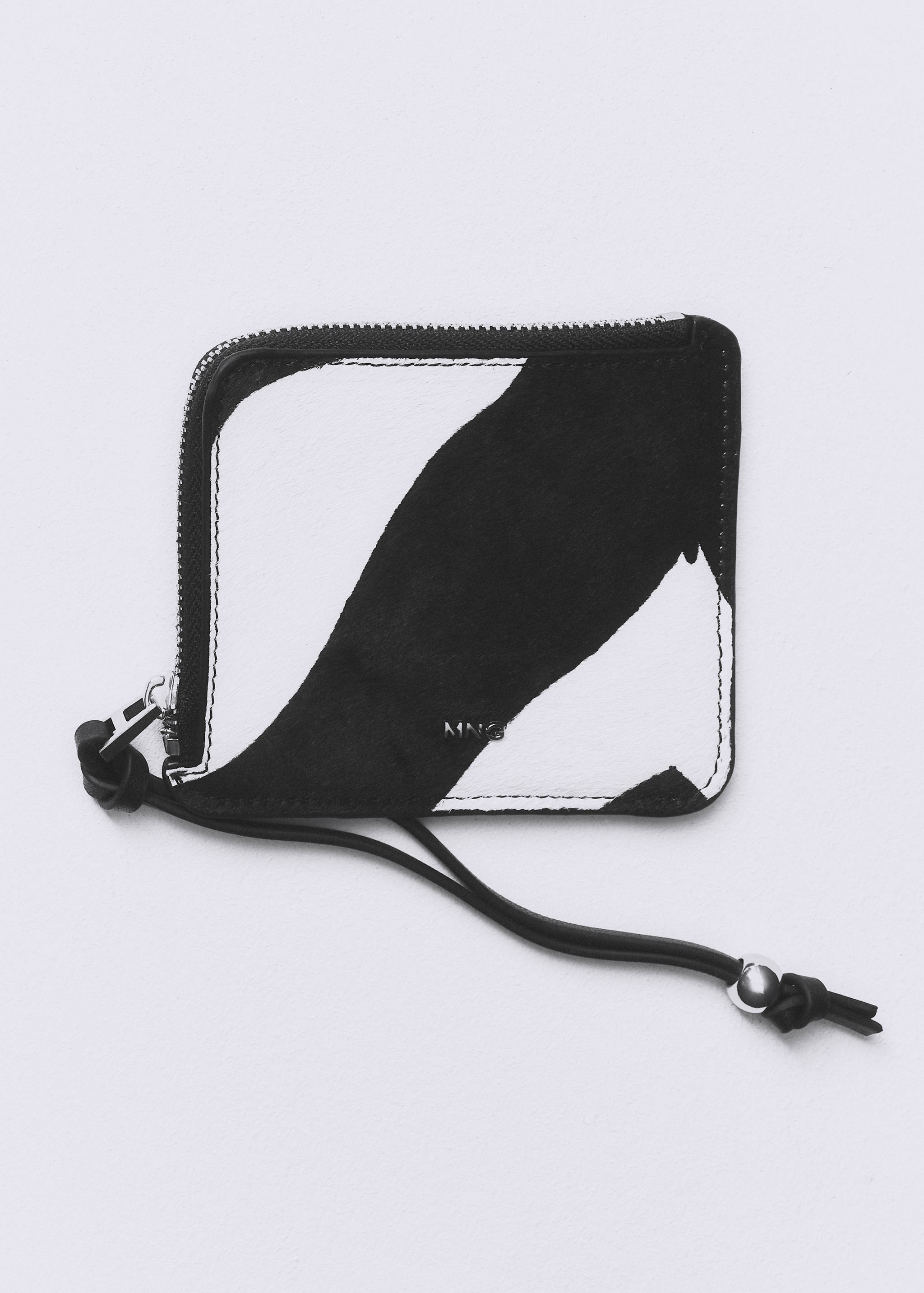 Zebra hair leather purse - General plane
