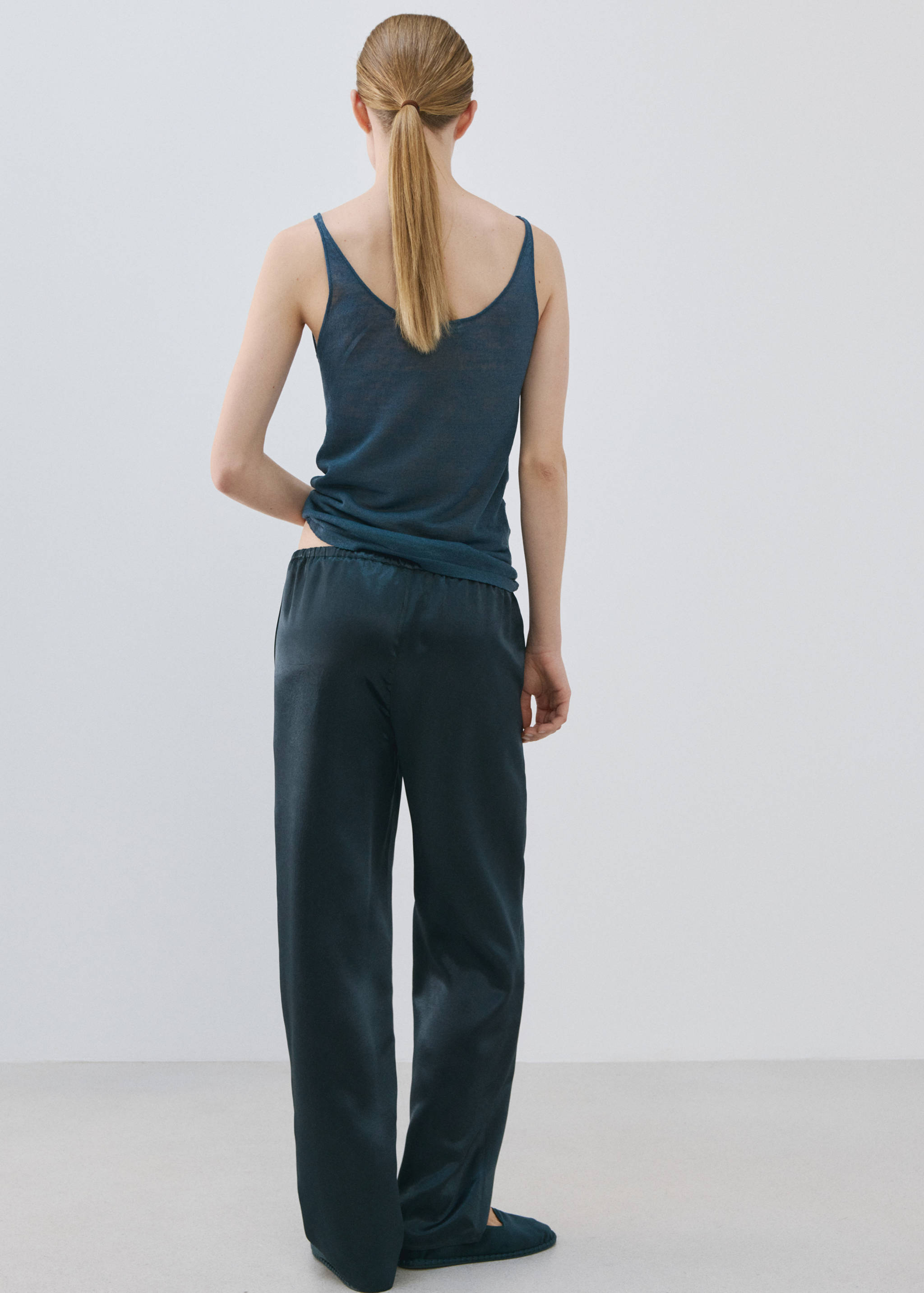 Satin trousers with elastic waist - Reverse of the article