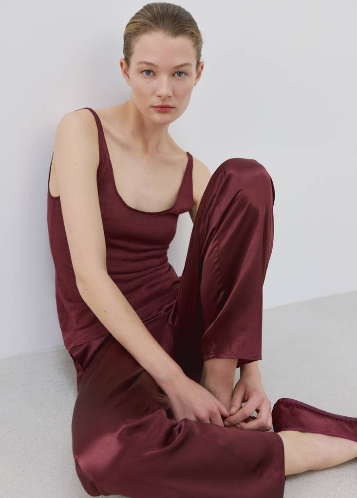 Satin trousers with elastic waist — Maroon