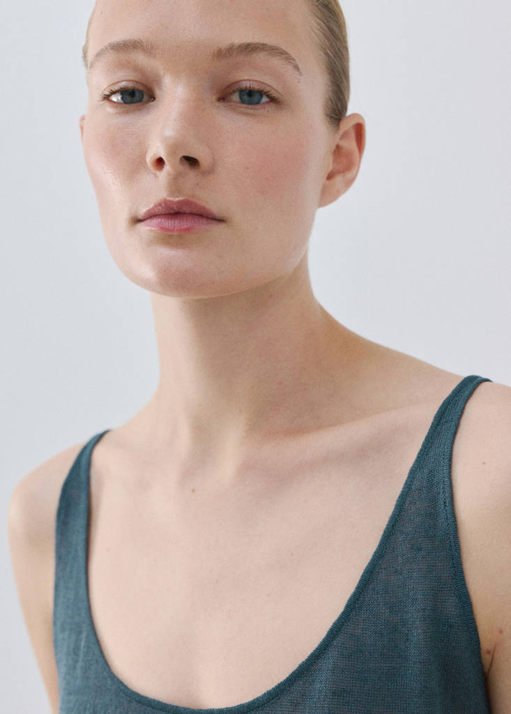 Stricktop aus Leinen — Nachtblau