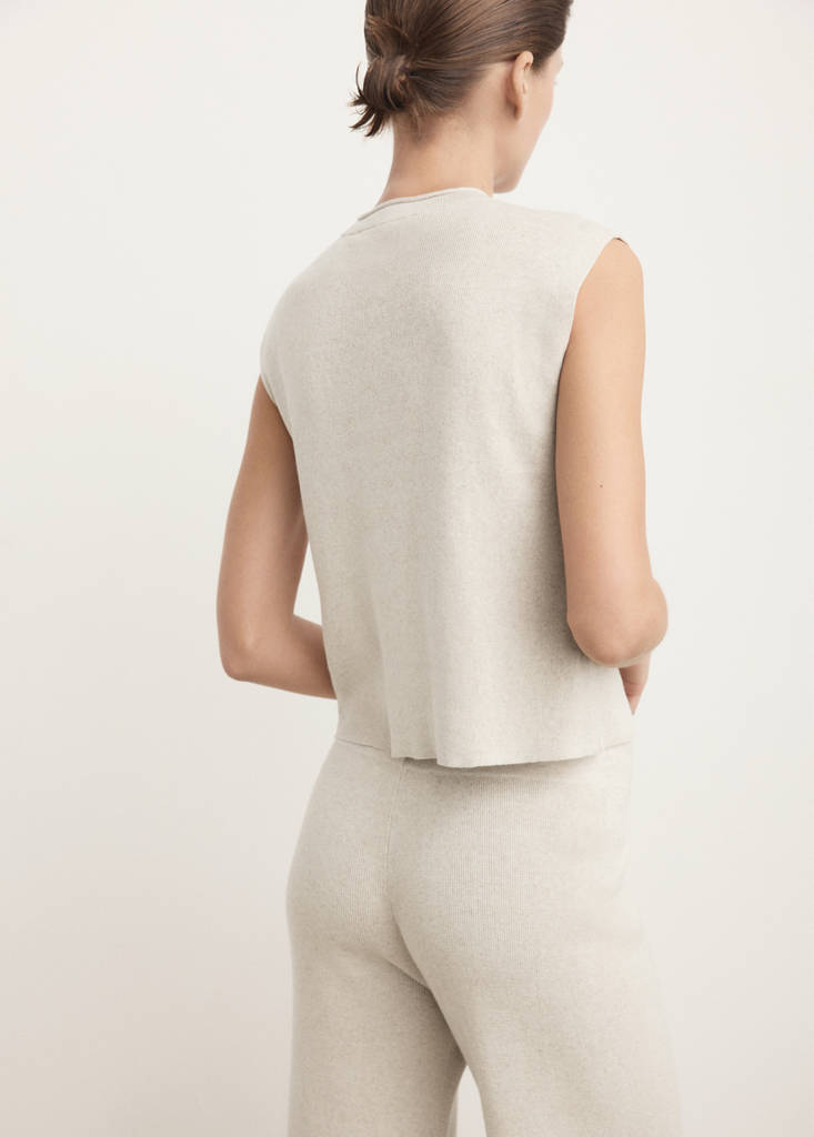 Short-sleeved knitted cardigan — Beige
