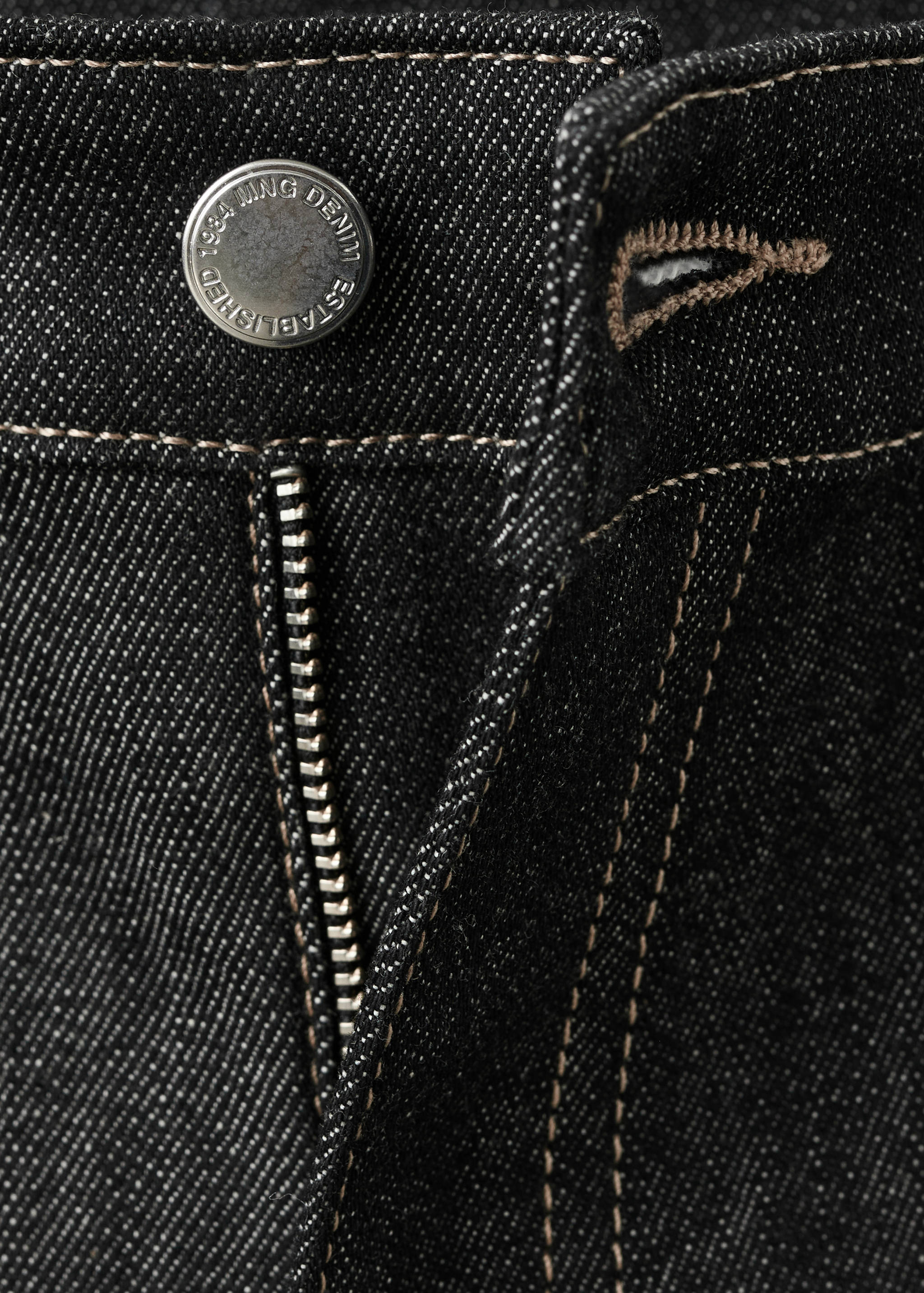 Flared-Jeans mit mittlerer Bundhöhe - Detail des Artikels 8