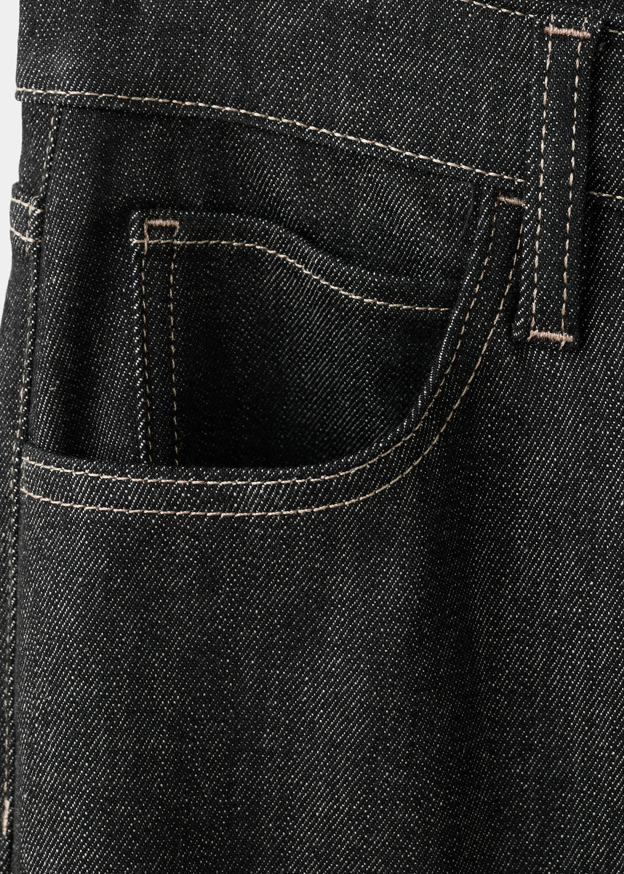 Flared-Jeans mit mittlerer Bundhöhe - Detail des Artikels 0