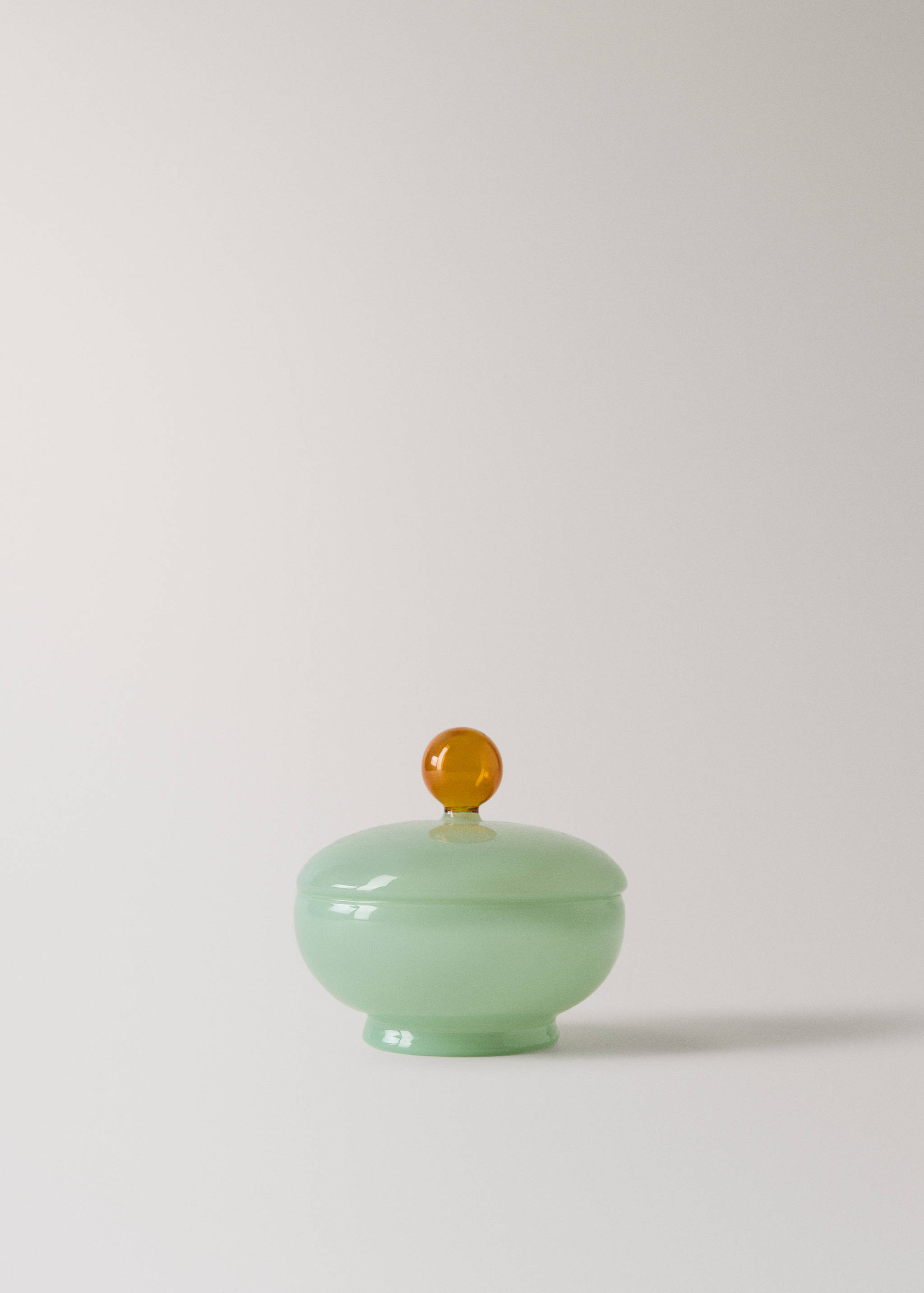 Coloured borosilicate bathroom jar - Article without model