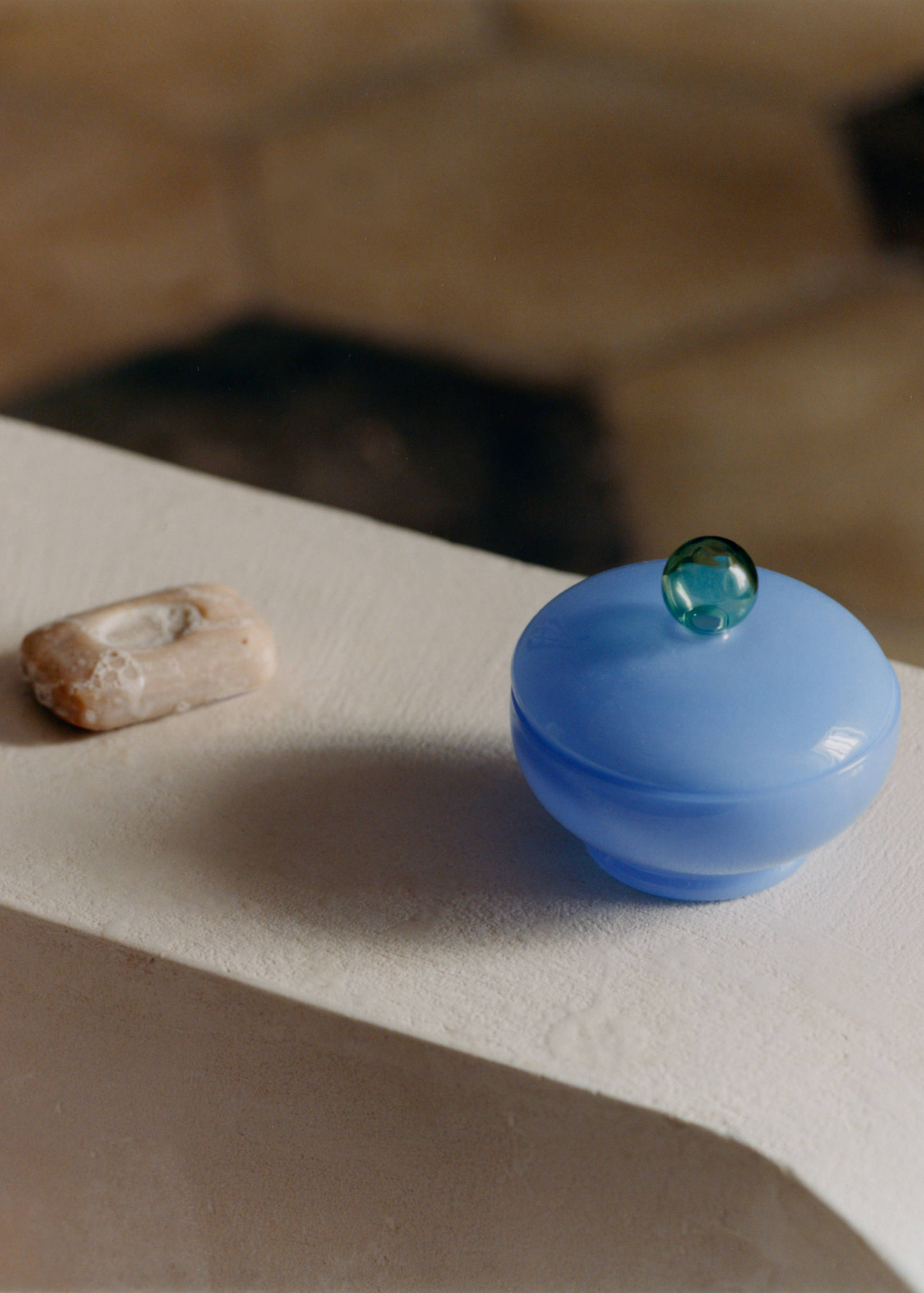 Coloured borosilicate bathroom jar - Details of the article 6
