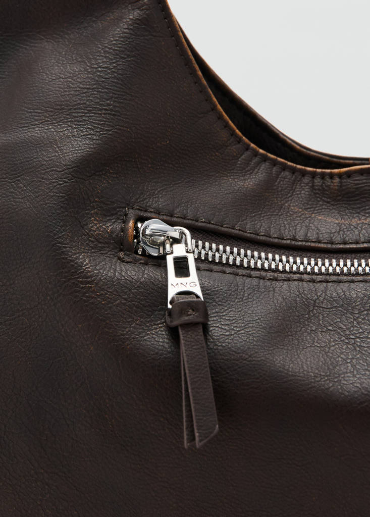 Shoulder bag with pockets — Brown