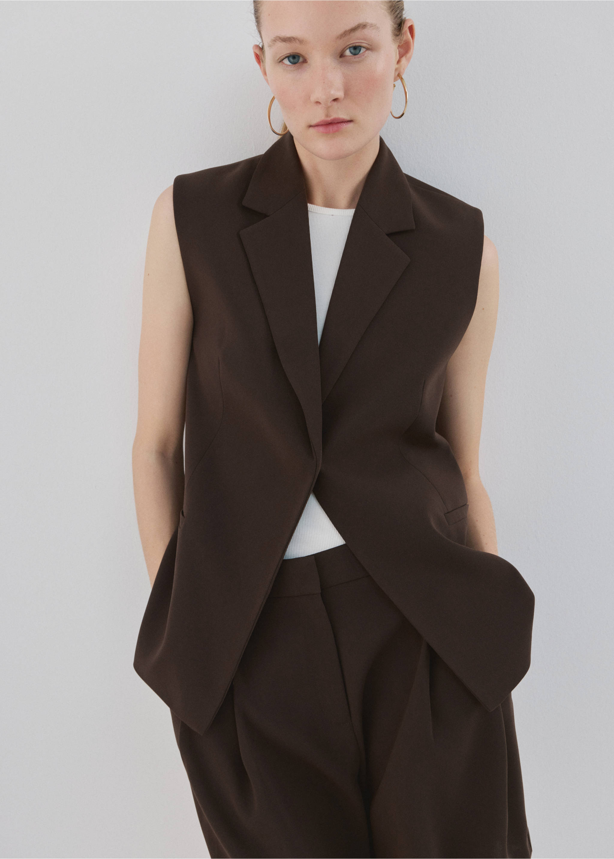 Βερμούδα ίσια γραμμή μεσαίος καβάλος - Λεπτομέρεια του προϊόντος 2, Καφέ. Ref: 27093324-00.