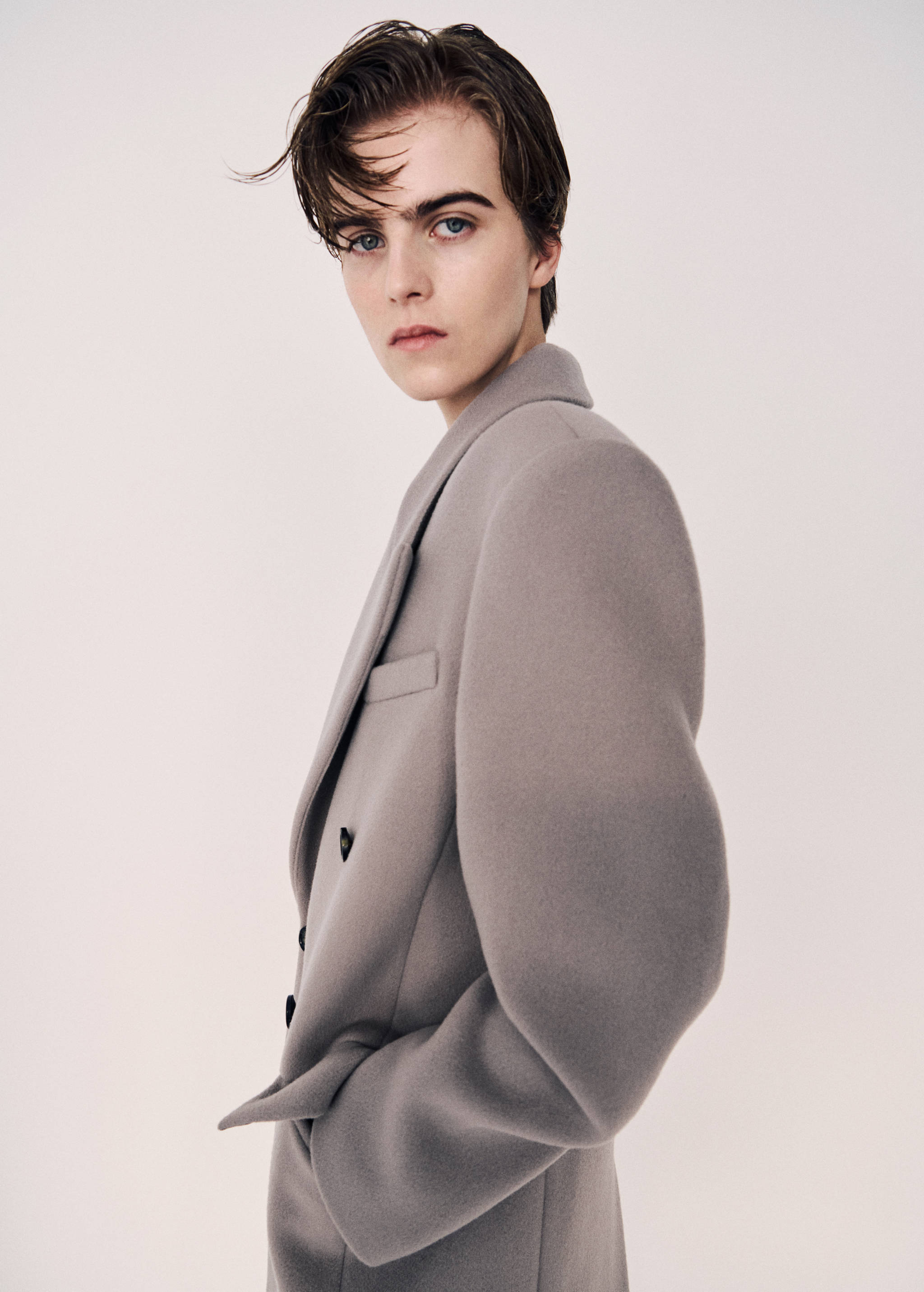 Double-breasted wool coat - Details of the article 2